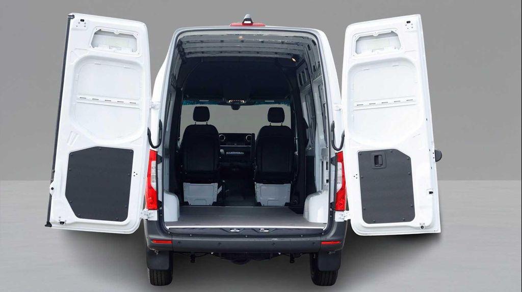 new 2026 Mercedes-Benz Sprinter 2500 car