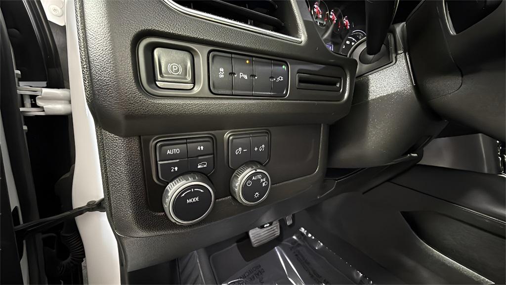 used 2021 Chevrolet Suburban car, priced at $44,655