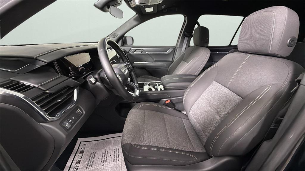 used 2025 GMC Acadia car, priced at $32,875