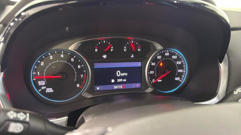 used 2022 Chevrolet Traverse car, priced at $25,719