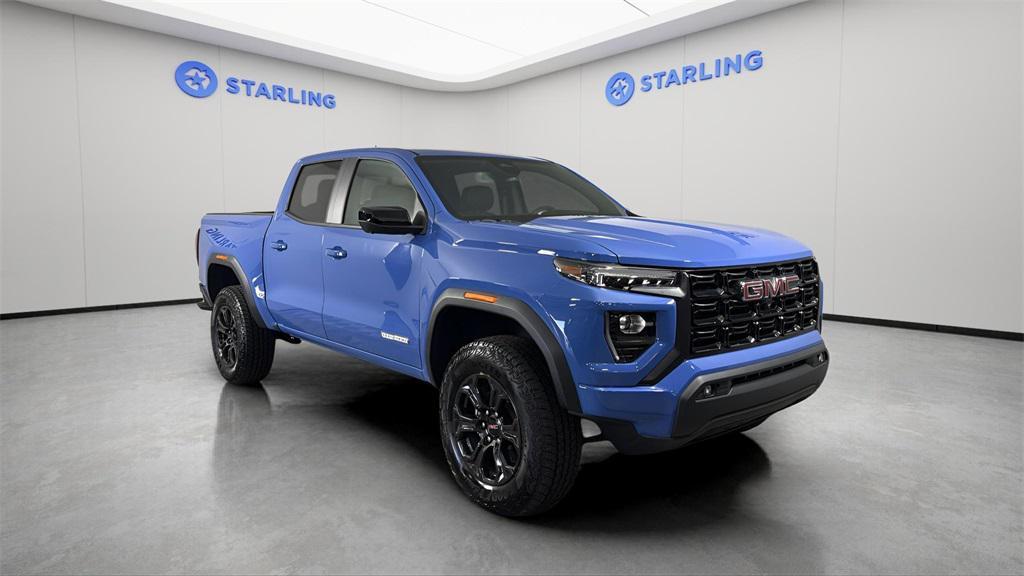 used 2025 GMC Canyon car, priced at $38,997