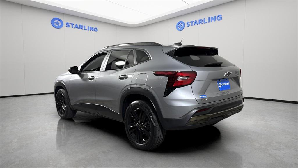 used 2024 Chevrolet Trax car, priced at $20,990