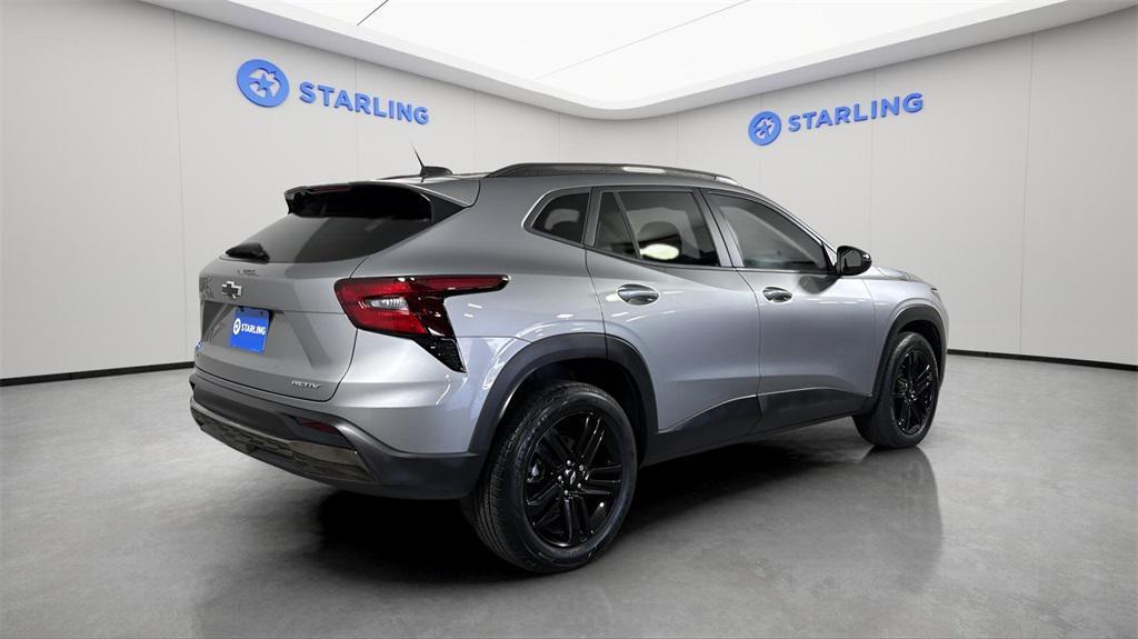 used 2024 Chevrolet Trax car, priced at $20,990