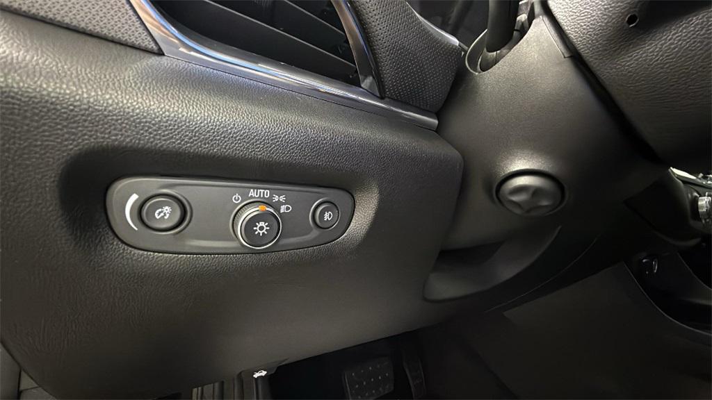 used 2018 Chevrolet Traverse car, priced at $17,874