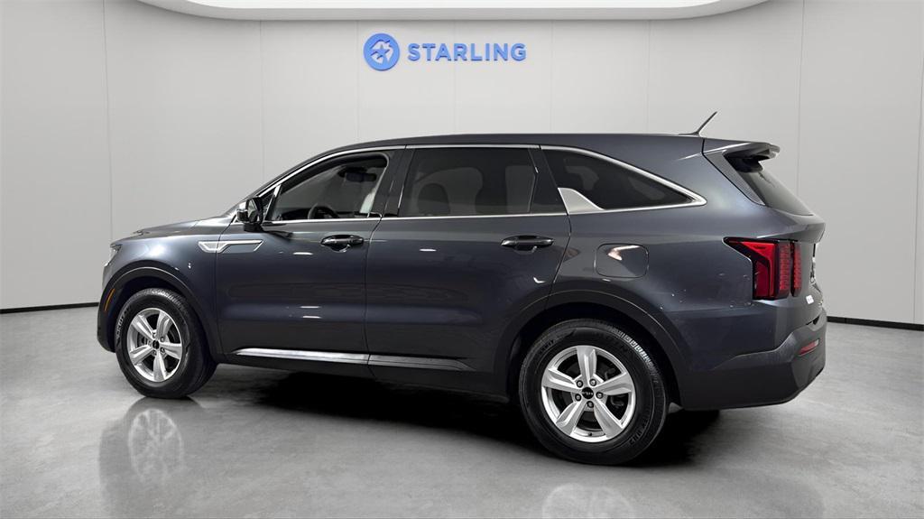 used 2022 Kia Sorento car, priced at $17,785