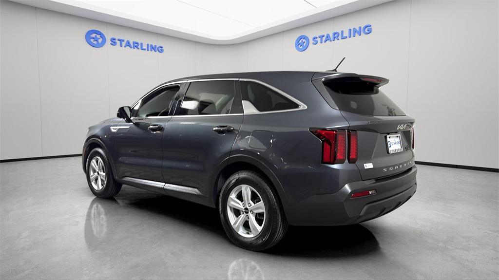 used 2022 Kia Sorento car, priced at $17,785