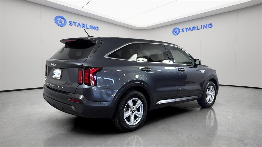 used 2022 Kia Sorento car, priced at $17,785