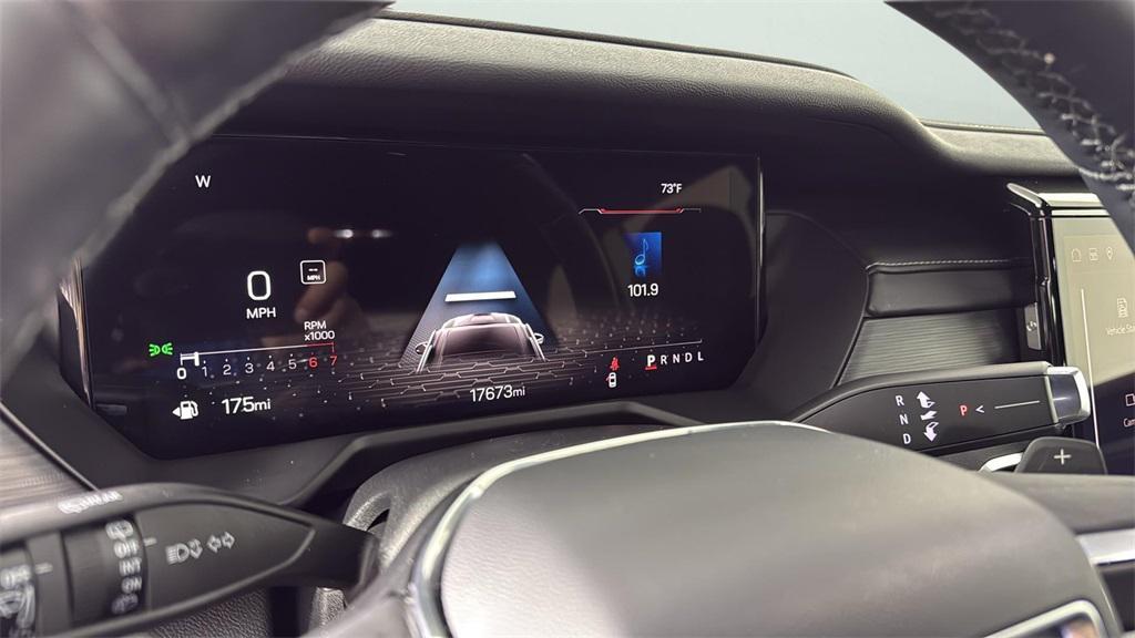 used 2025 GMC Acadia car, priced at $32,750