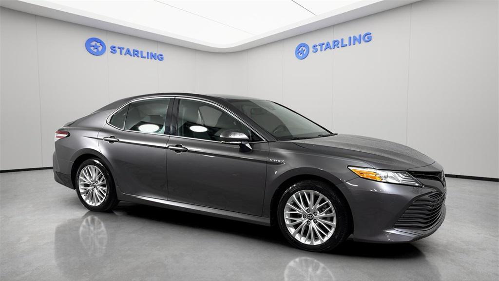 used 2019 Toyota Camry Hybrid car, priced at $16,440