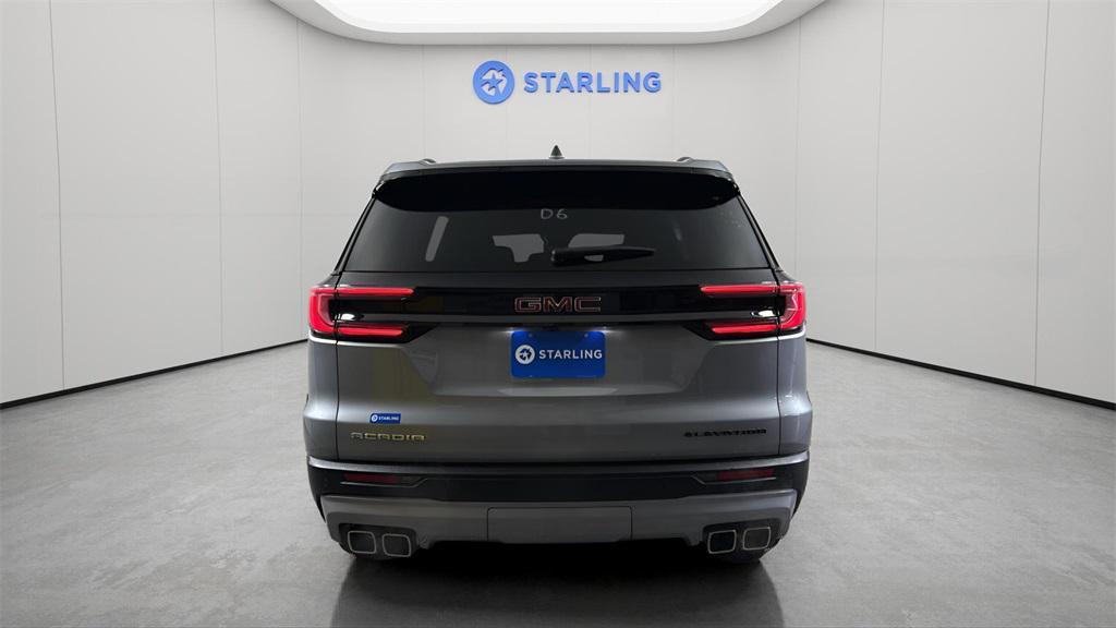 used 2025 GMC Acadia car, priced at $33,918