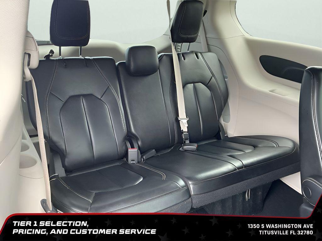 used 2023 Chrysler Pacifica car, priced at $22,086