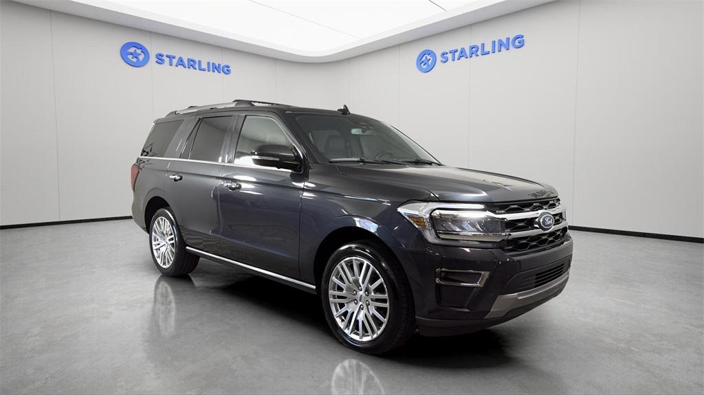 used 2024 Ford Expedition car, priced at $45,652