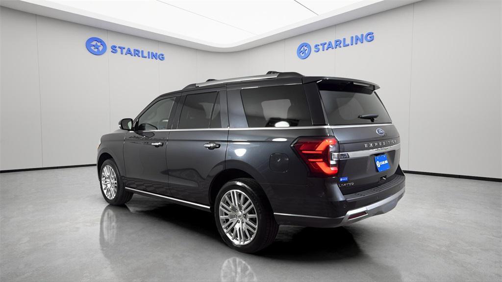 used 2024 Ford Expedition car, priced at $45,652