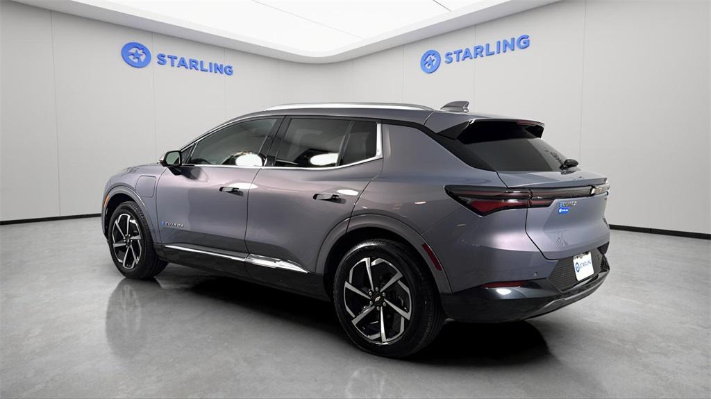 used 2025 Chevrolet Equinox EV car, priced at $24,989