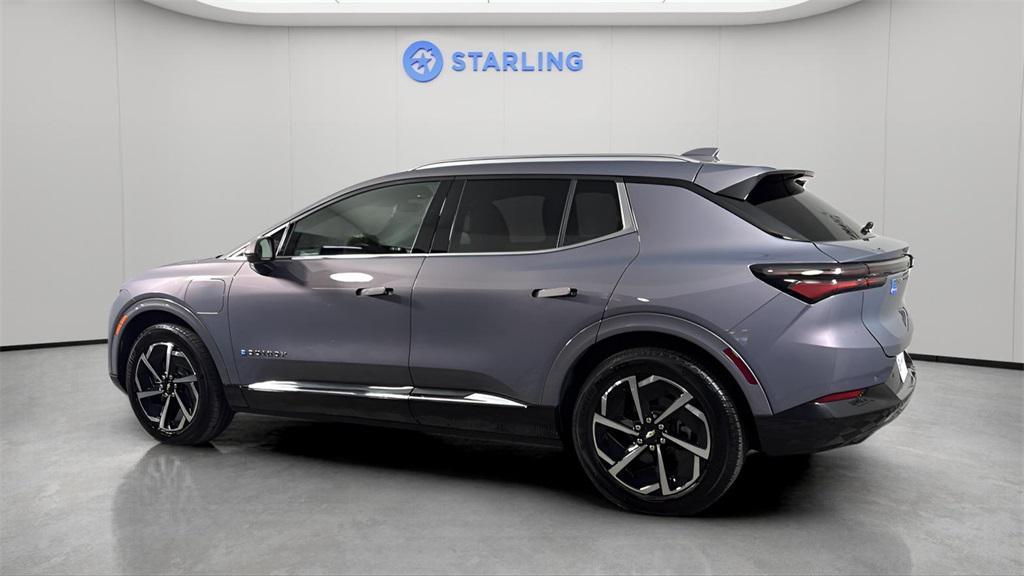 used 2025 Chevrolet Equinox EV car, priced at $24,989