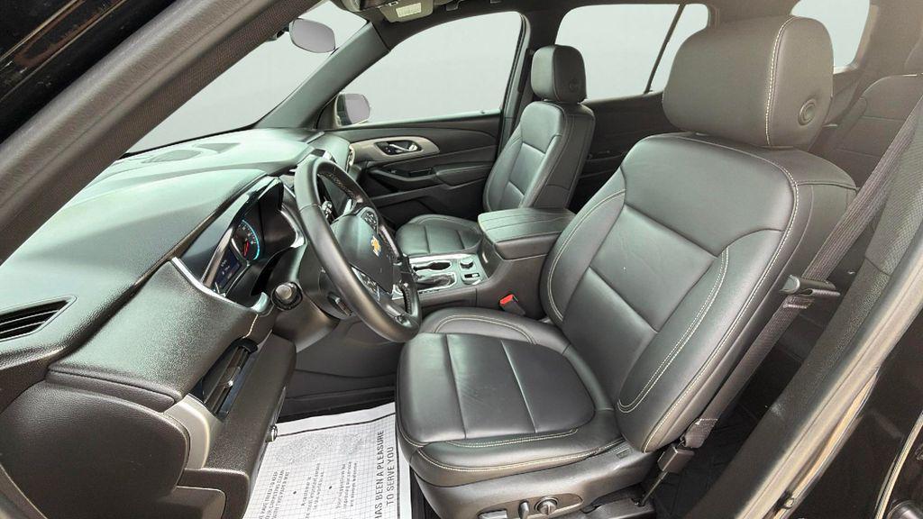 used 2023 Chevrolet Traverse car, priced at $31,037