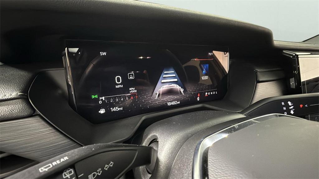 used 2025 GMC Acadia car, priced at $32,915