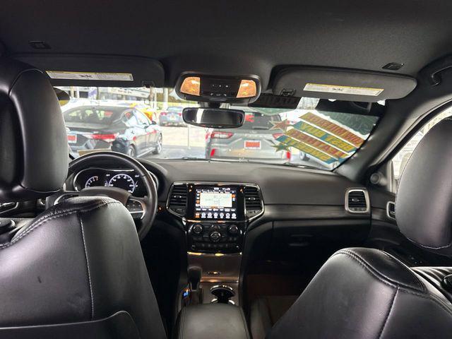 used 2022 Jeep Grand Cherokee car, priced at $24,595