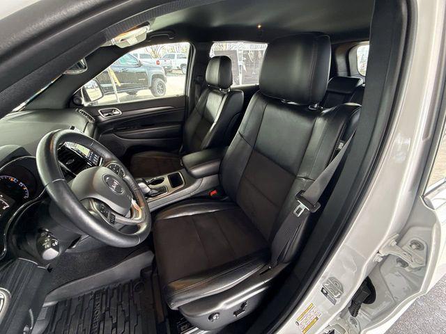 used 2022 Jeep Grand Cherokee car, priced at $24,595