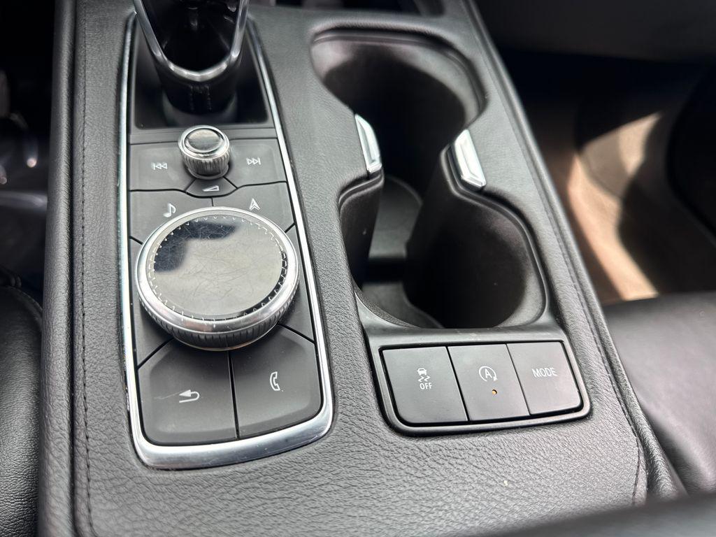 used 2022 Cadillac XT4 car, priced at $27,290