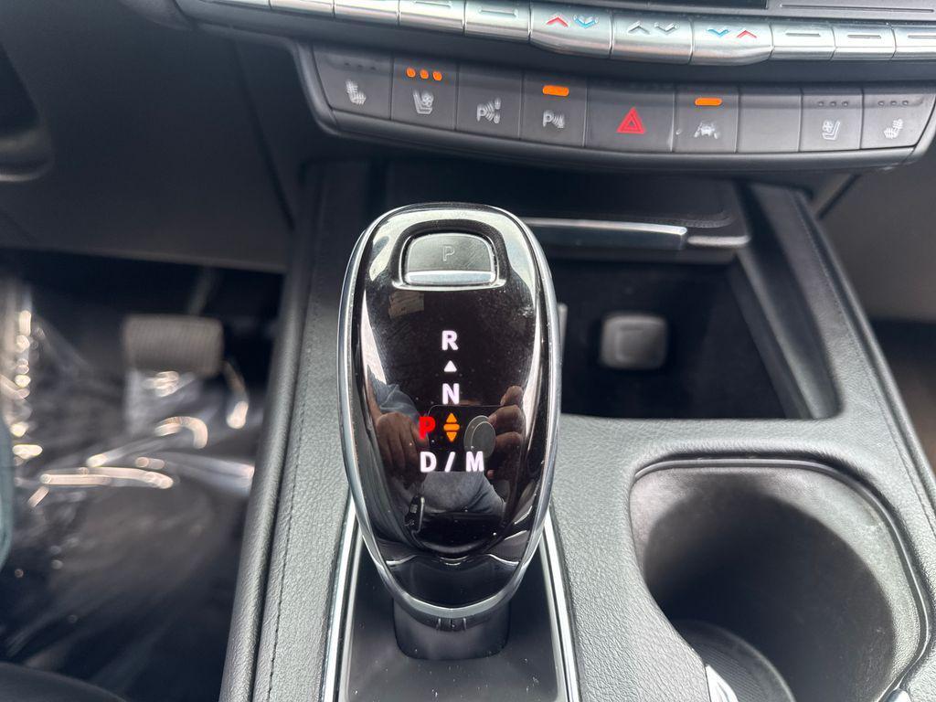 used 2022 Cadillac XT4 car, priced at $27,290