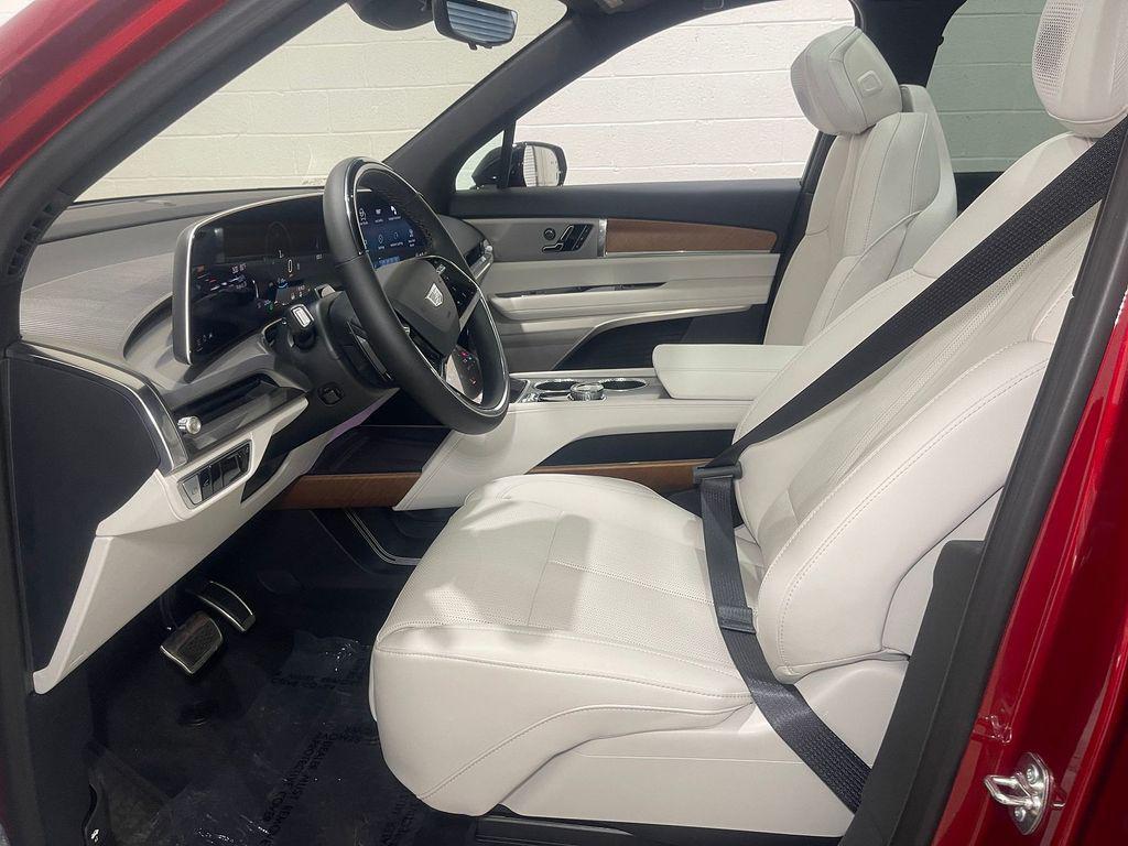 new 2026 Cadillac VISTIQ car, priced at $72,999