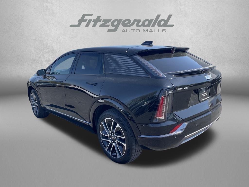 new 2025 Cadillac OPTIQ car, priced at $49,999