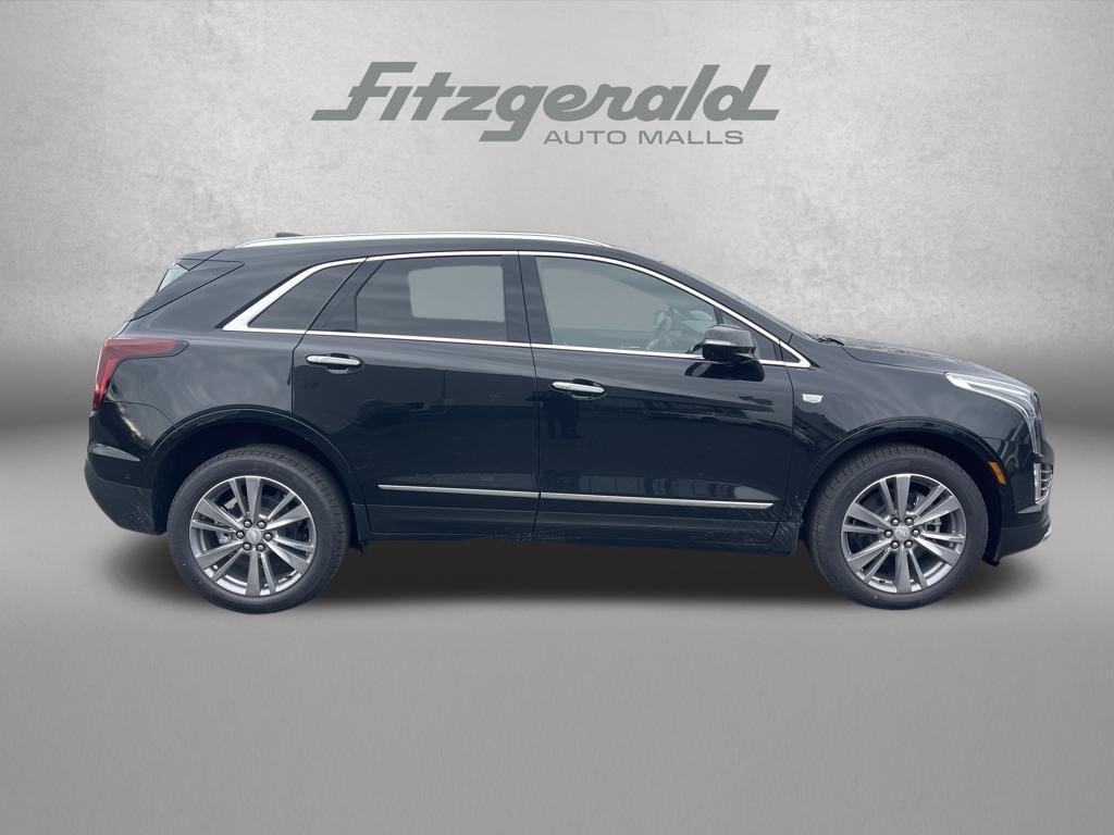 new 2026 Cadillac XT5 car, priced at $61,520