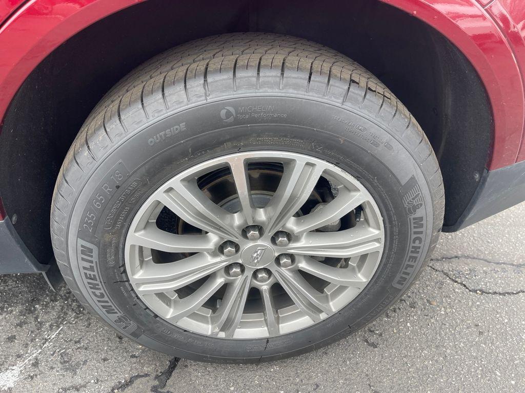 used 2017 Cadillac XT5 car, priced at $16,691