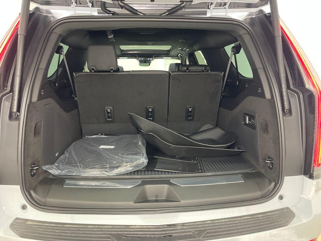 new 2026 Cadillac Escalade ESV car, priced at $117,480