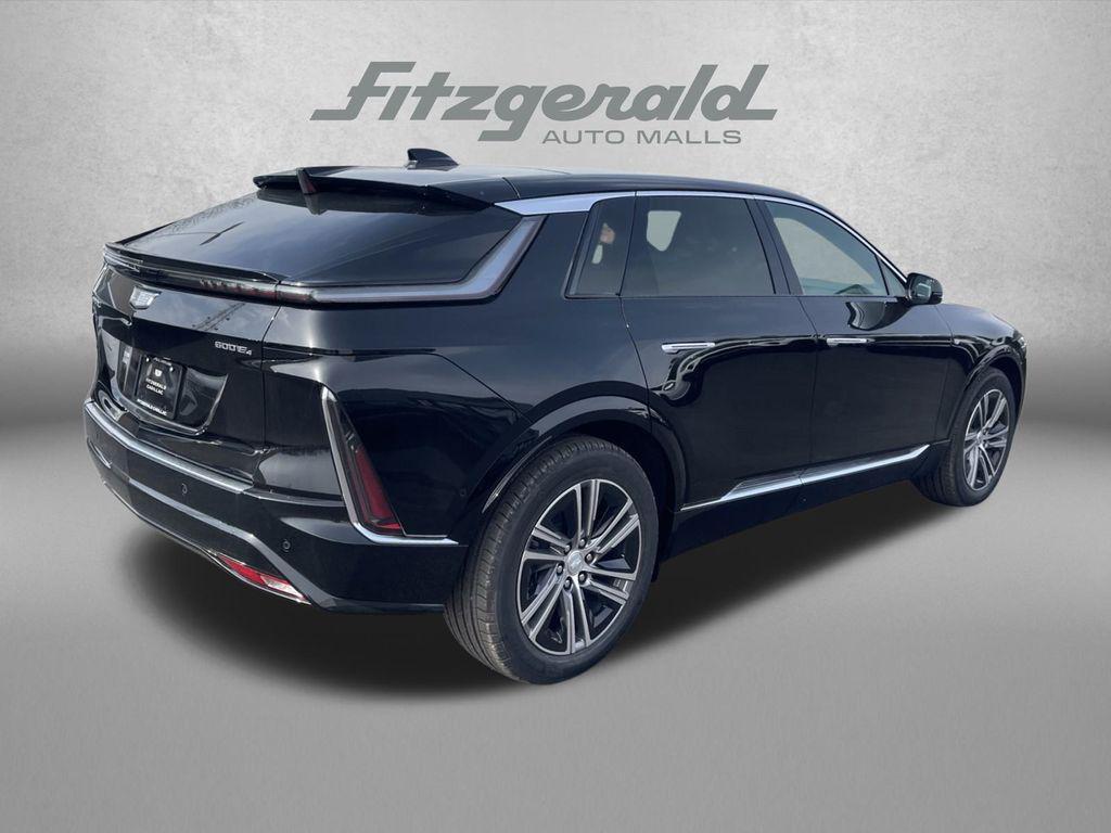 new 2025 Cadillac LYRIQ car, priced at $60,680