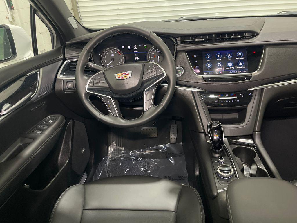 new 2026 Cadillac XT5 car, priced at $57,015