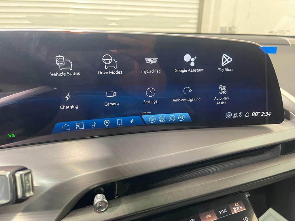 new 2026 Cadillac VISTIQ car, priced at $77,159