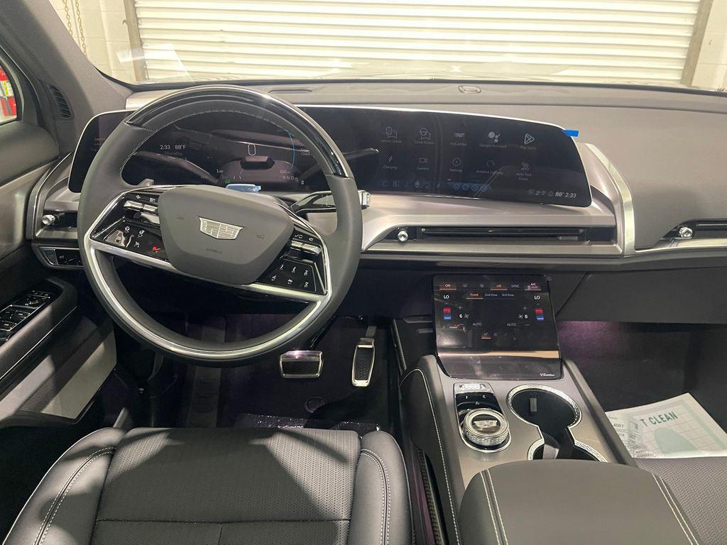 new 2026 Cadillac VISTIQ car, priced at $77,159