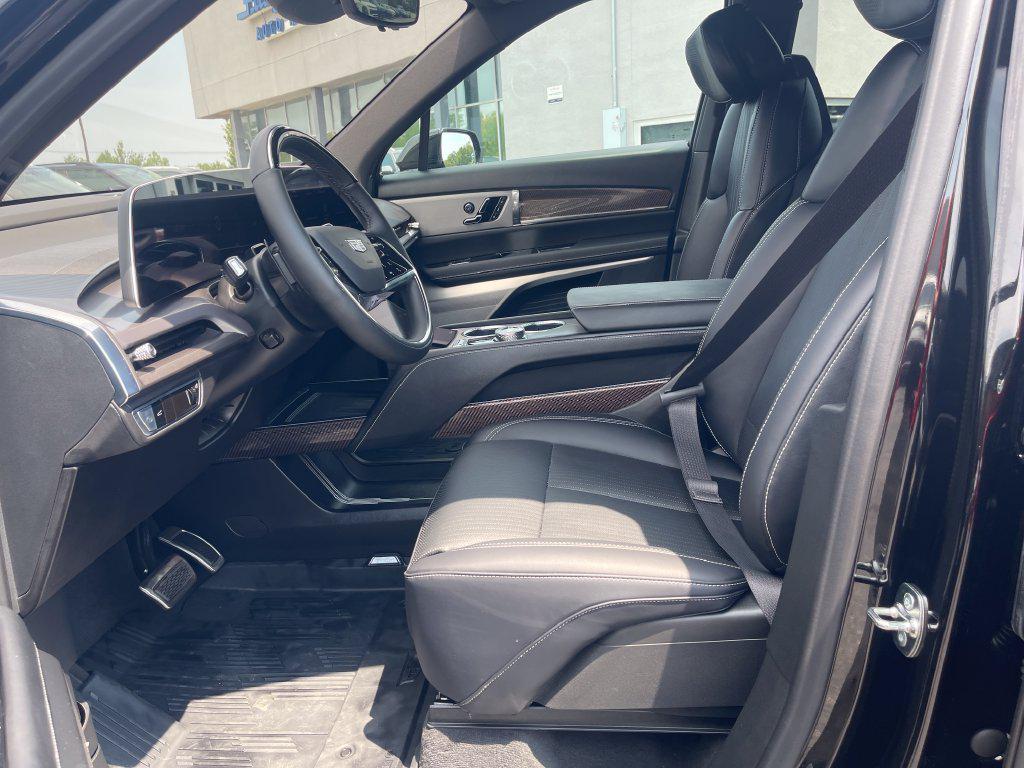 new 2026 Cadillac VISTIQ car, priced at $82,884