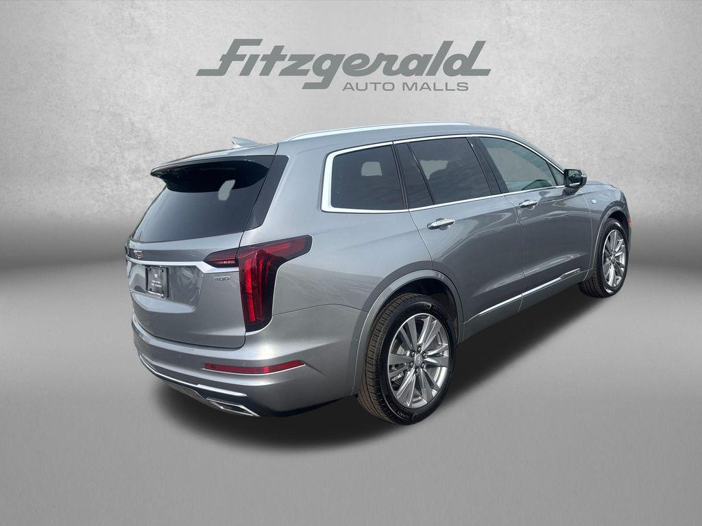 used 2025 Cadillac XT6 car, priced at $55,289