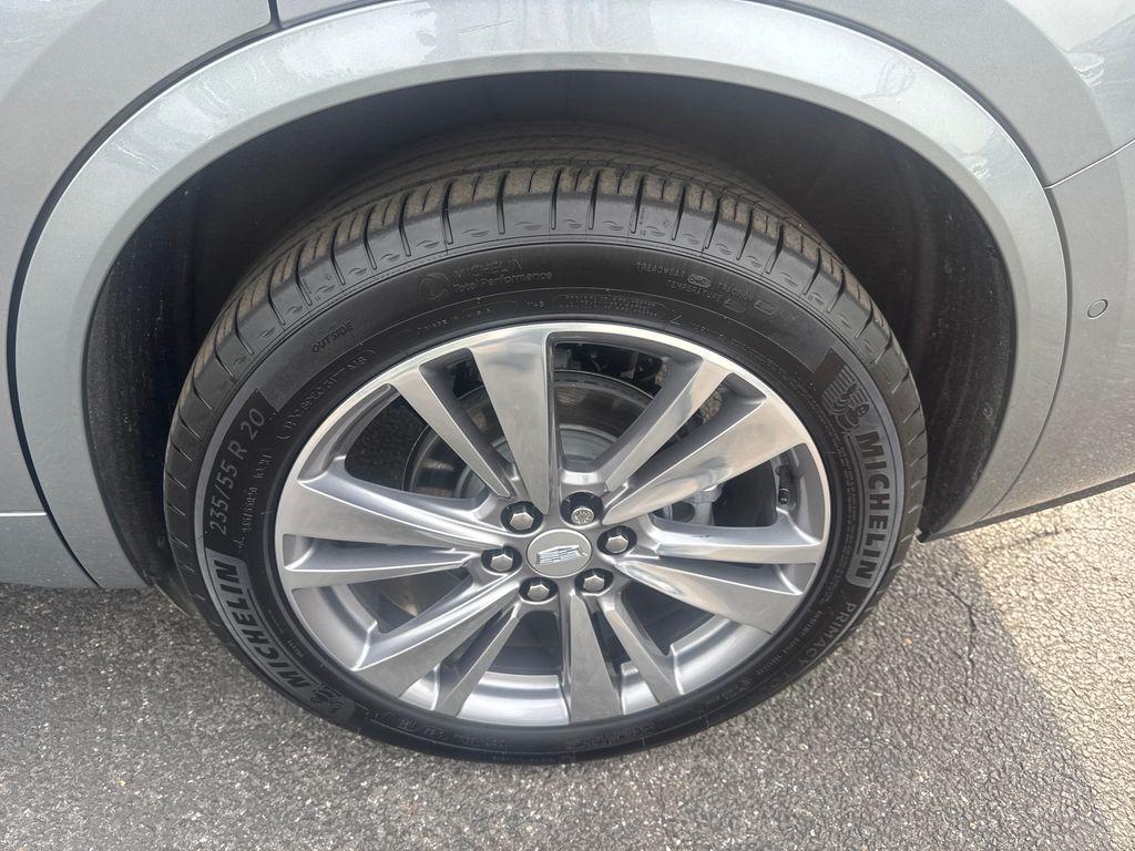 used 2025 Cadillac XT6 car, priced at $55,289