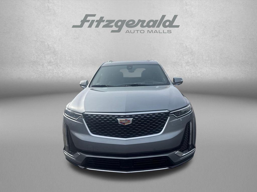 used 2025 Cadillac XT6 car, priced at $55,289