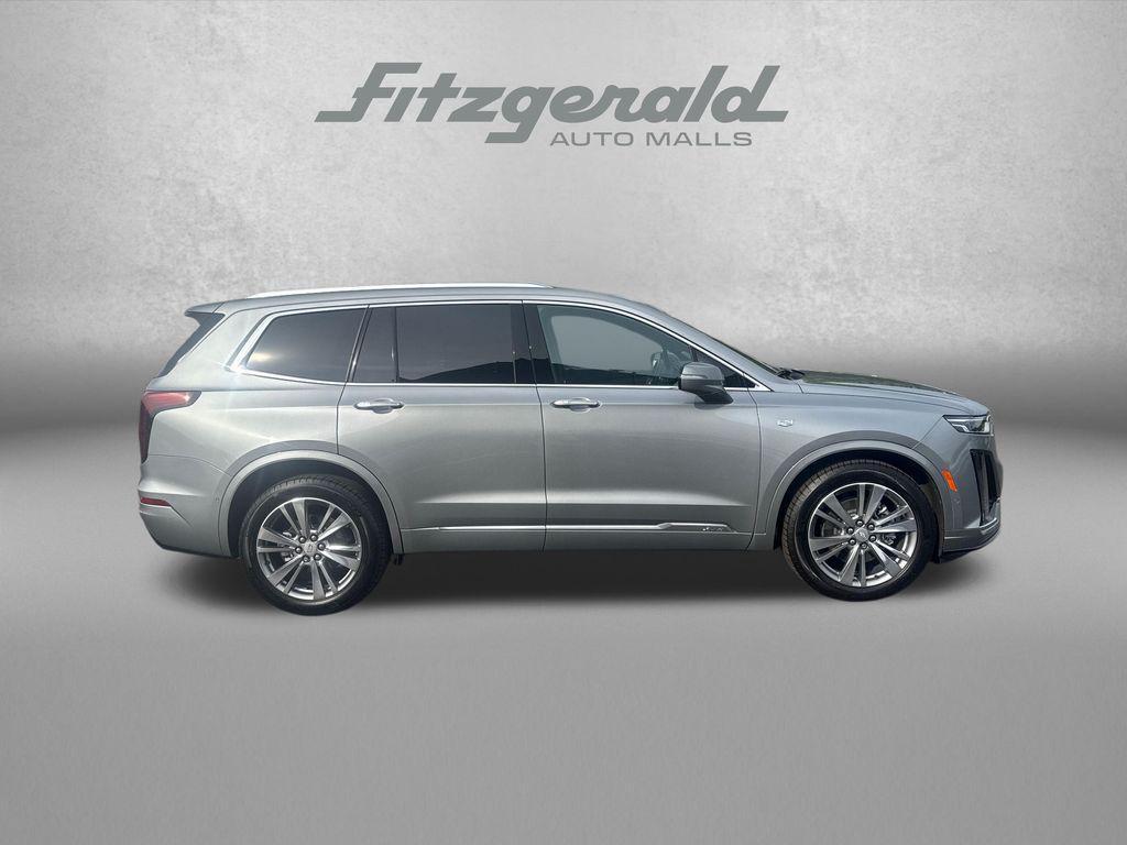 used 2025 Cadillac XT6 car, priced at $55,289