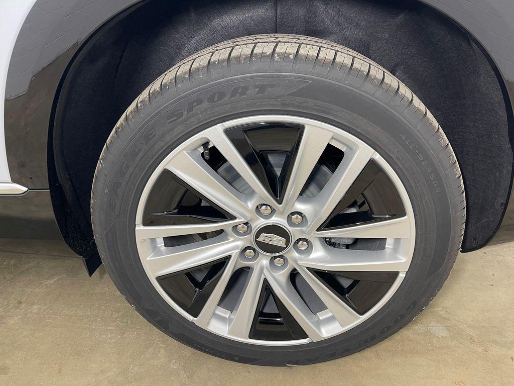 new 2026 Cadillac VISTIQ car, priced at $77,159