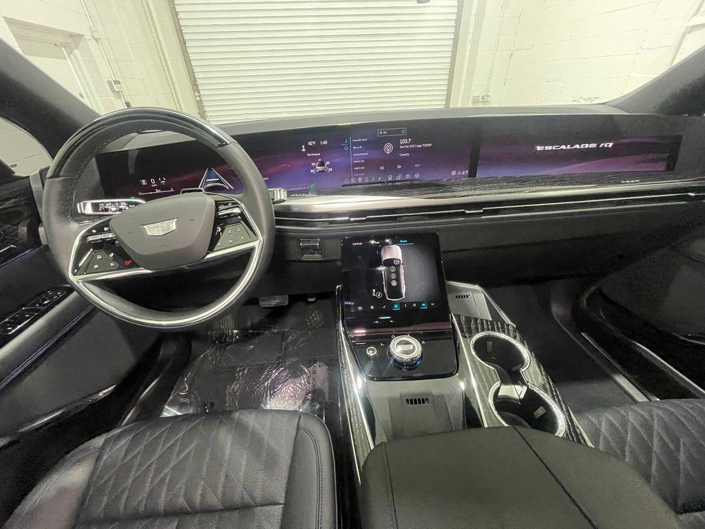 new 2025 Cadillac Escalade IQ car, priced at $117,960