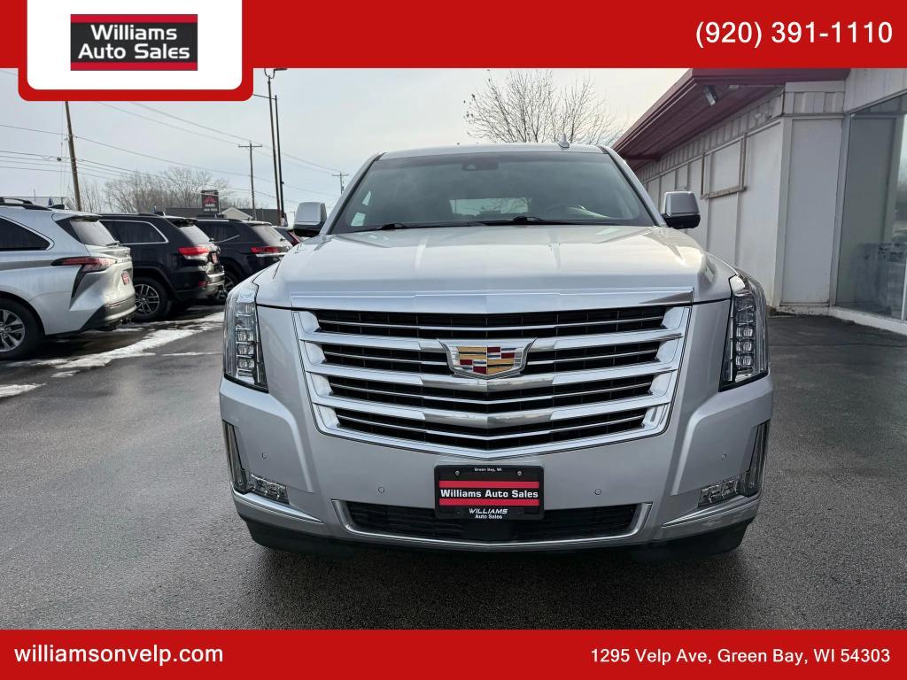 used 2019 Cadillac Escalade ESV car, priced at $33,999