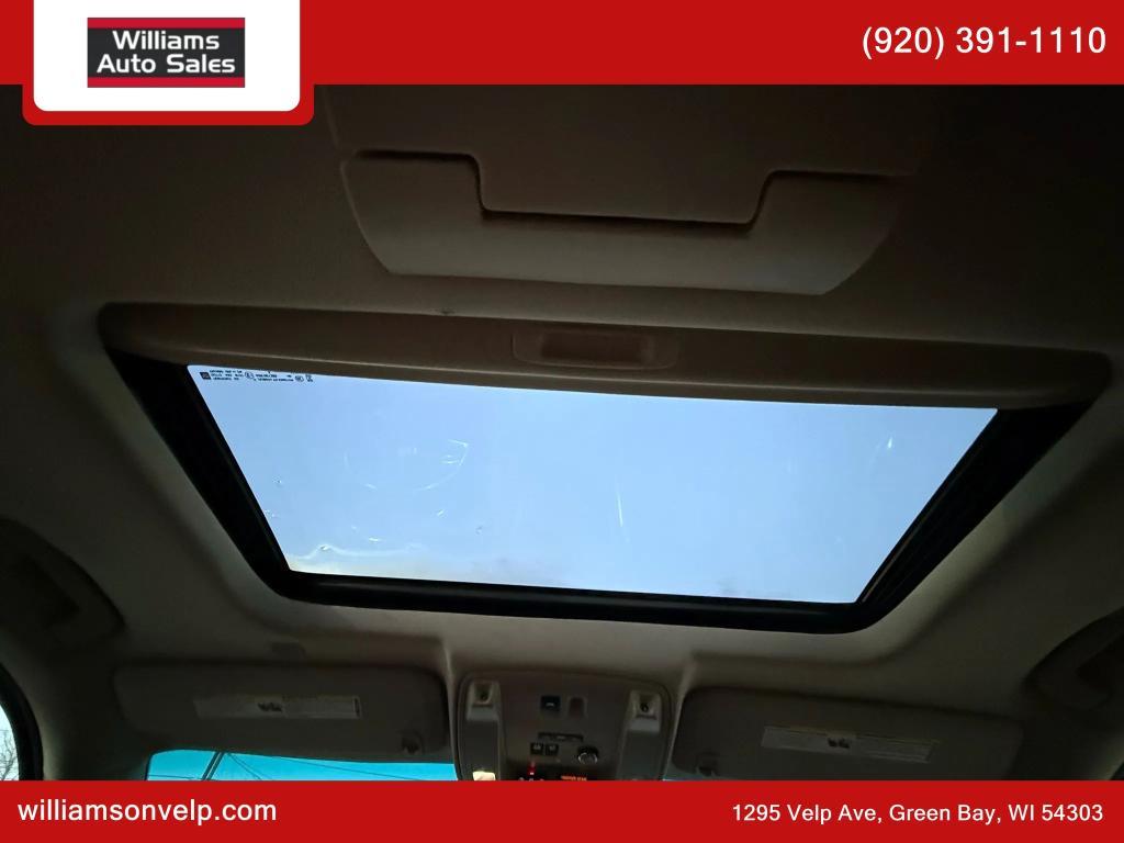 used 2019 Cadillac Escalade ESV car, priced at $34,000