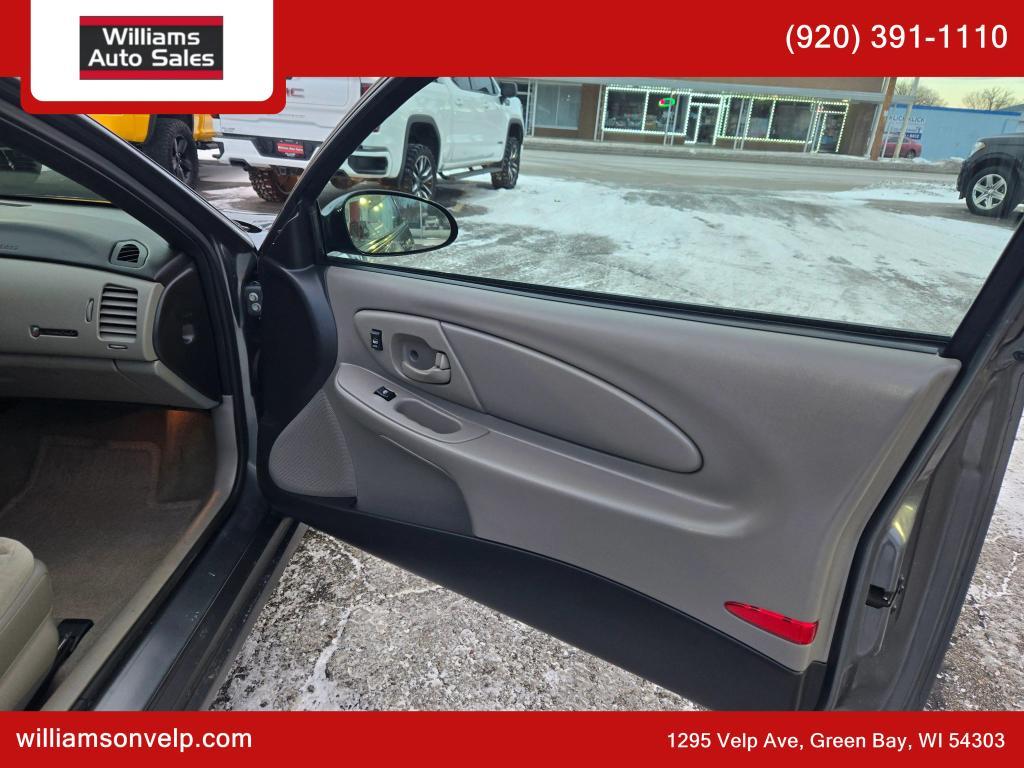 used 2005 Chevrolet Monte Carlo car, priced at $7,999