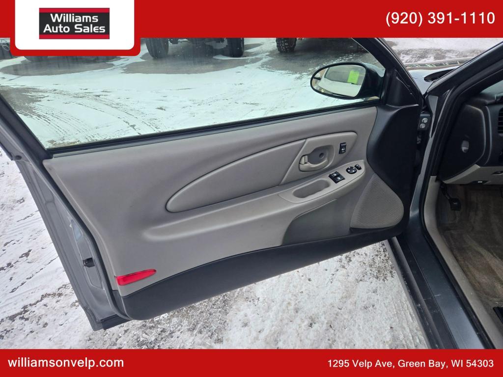 used 2005 Chevrolet Monte Carlo car, priced at $7,999