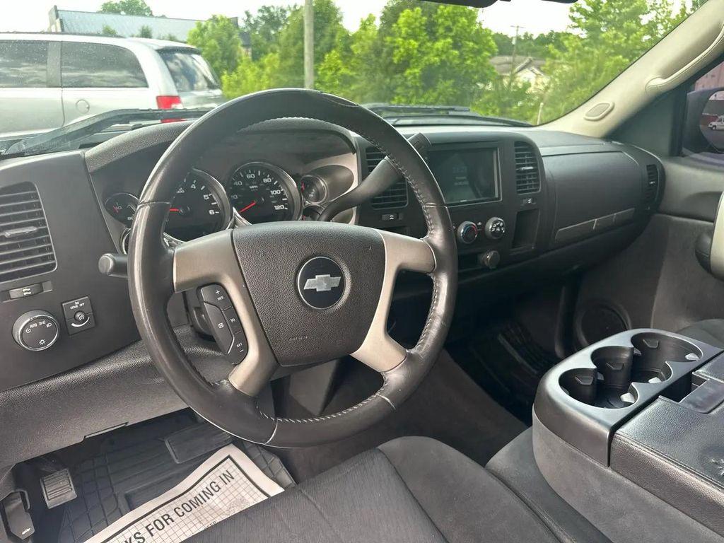 used 2009 Chevrolet Silverado 1500 car, priced at $9,995