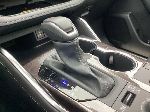 new 2026 Toyota Highlander car, priced at $55,063