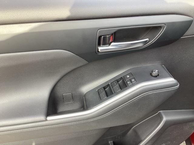used 2022 Toyota Highlander car, priced at $33,990