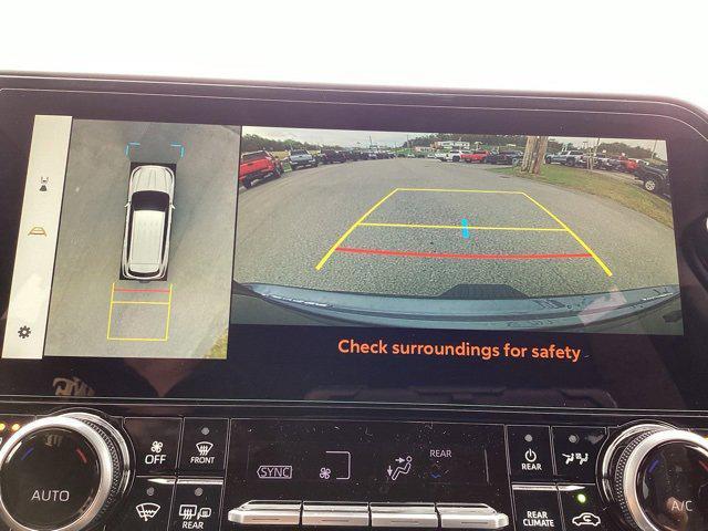 new 2025 Toyota Highlander car, priced at $53,432