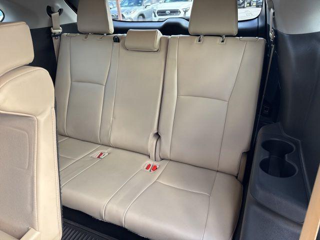 used 2023 Toyota Highlander Hybrid car, priced at $39,990